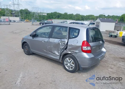 2008 Honda Fit z USA, uszkodzony, nr VIN JHMGD38498S040734